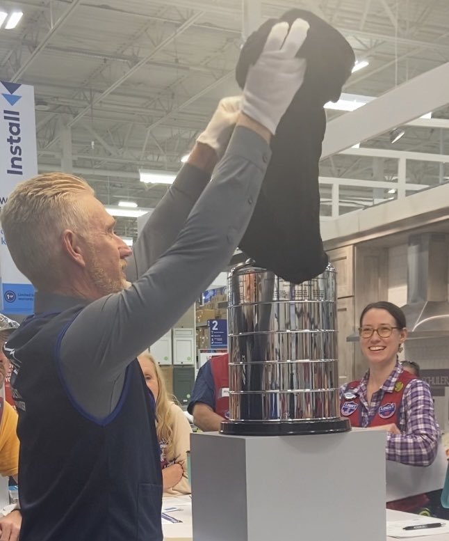 Lars Presnell tweet media