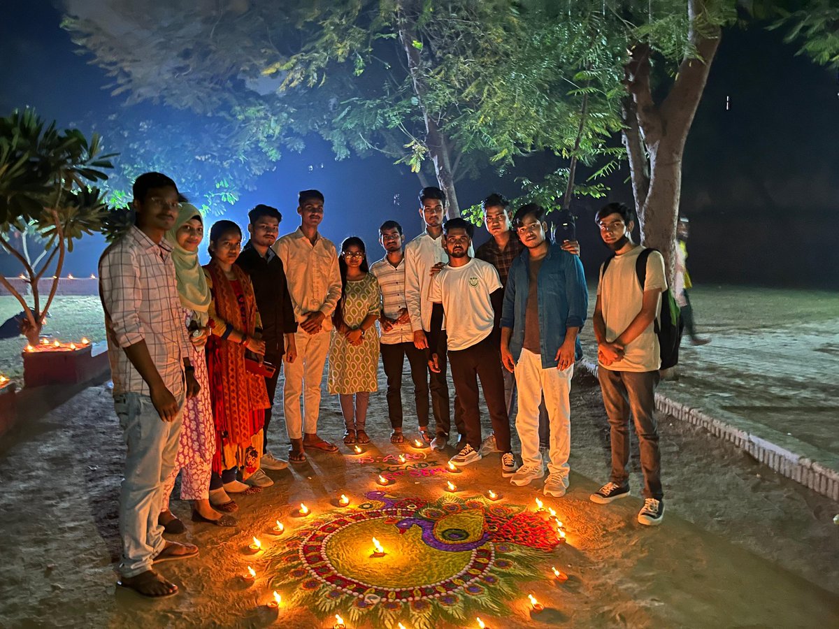 abvp_jmi's tweet photo. @ABVPDelhi  ने जामिया मिल्लिया इस्लामिया विश्वविद्यालय में दिपावली के उपलक्ष्य पर कार्यक्रम का आयोजन किया गया  कार्यक्रम में  अखिल भारतीय विद्यार्थी परिषद के उत्तर क्षेत्रिय सह संगठन मंत्री आनंद श्रीवास्तव जी का रहना हुआ। https://t.co/DhKoYY0ZxW