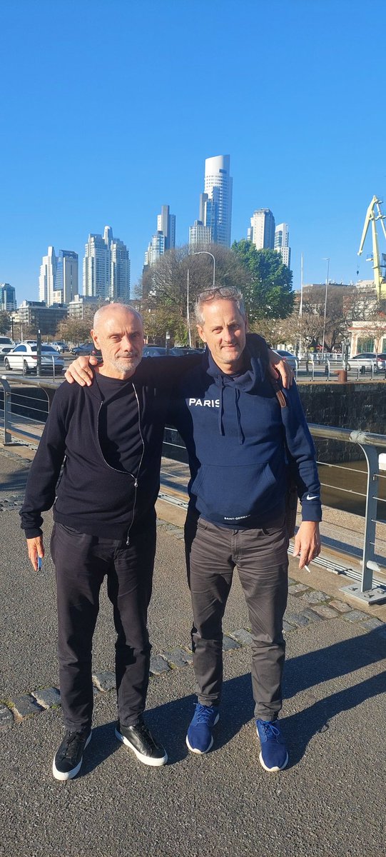 drbarousse's tweet photo. Siempre es y sera nuestro referente en educacion! Una leyenda para mi,  un ejemplo para todos!! Gracias Luis nuevamente por prestarnos tu amistad desinteresada y cariño por la Argentina. @DmcRadiologia https://t.co/heTydYoYIw