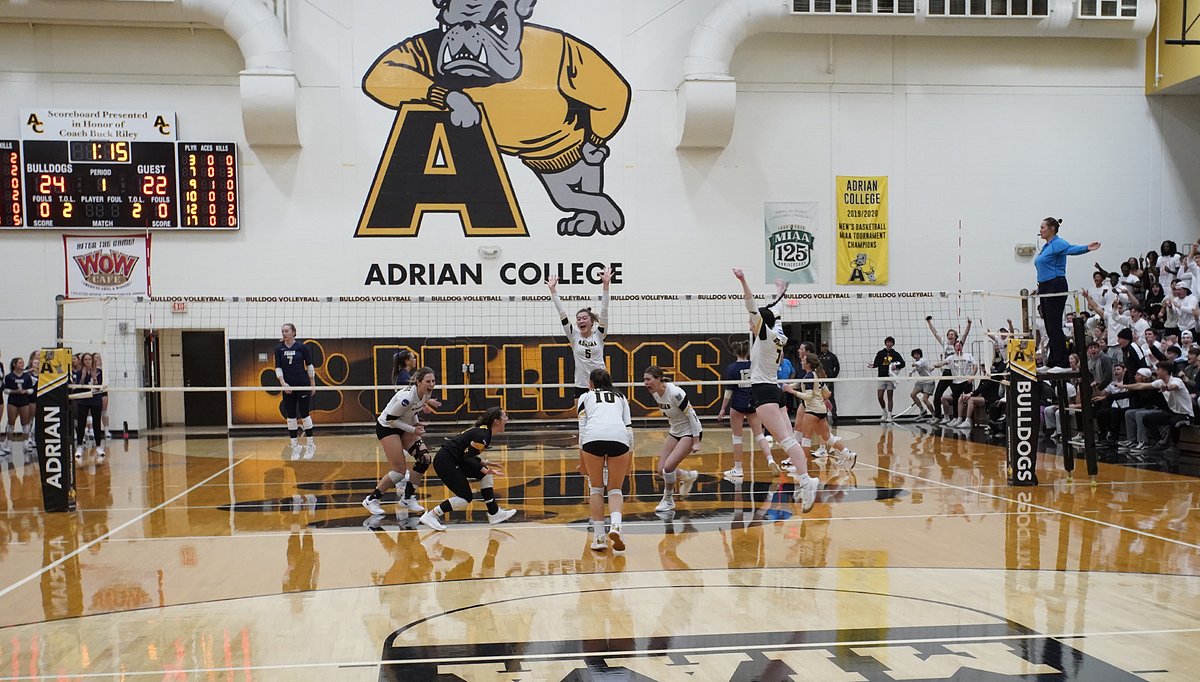 AdrianBulldogs's tweet photo. Women's Volleyball Take Down the Thunder in the MIAA Tournament Quarterfinals! They will compete against Hope College on Friday, November 10 at 7PM in the semi-final match.

RECAP -- https://t.co/RTEVwHRJIA

#d3vb #GDTBAB https://t.co/lwGgR8eCaQ