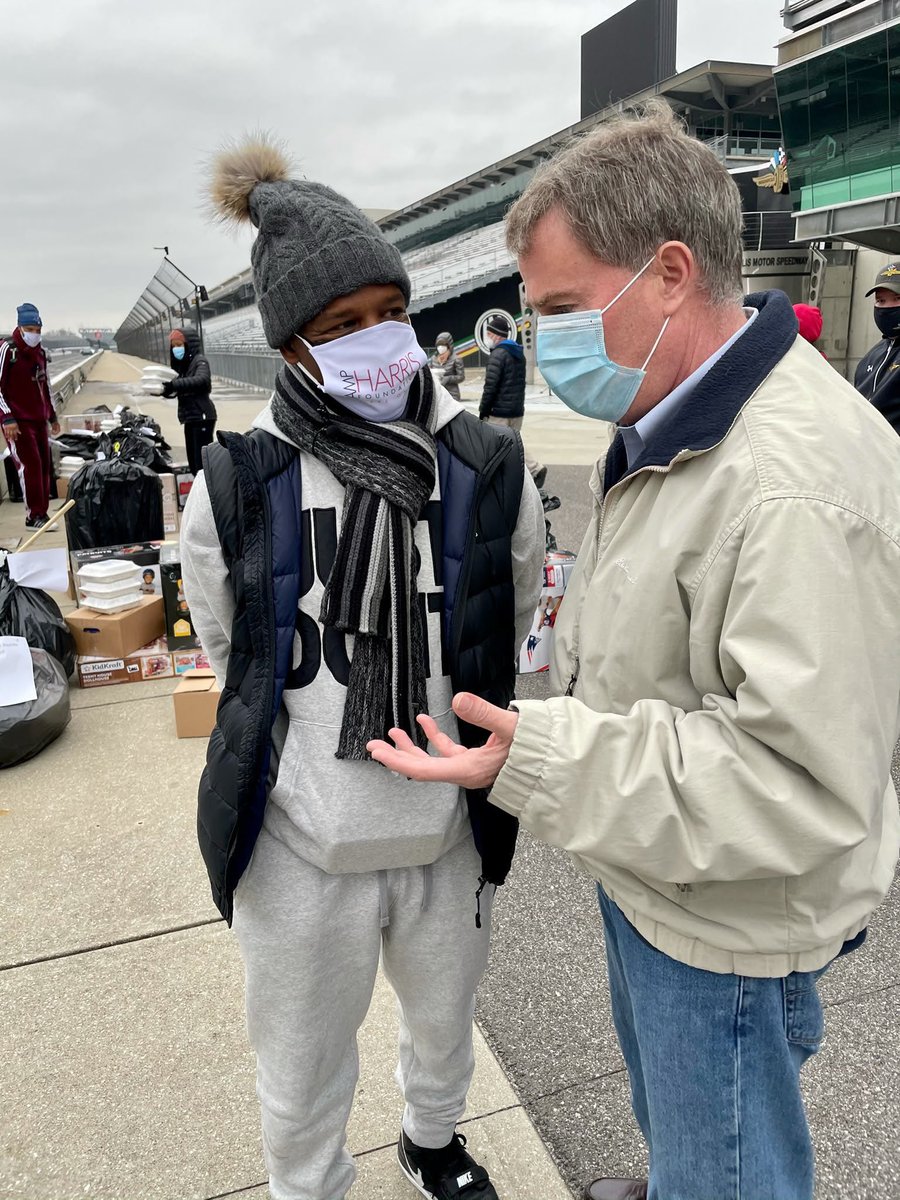 ampharris's tweet photo. Congratulations to my friend Indianapolis  @IndyMayorJoe #JoeHogsett winning a tough battle.  On to another four more years.  Time to put in the work to make our city better!  #AnotherMajorPowermove 👏🏾👏🏾👏🏾 https://t.co/fxI8xL4mR3