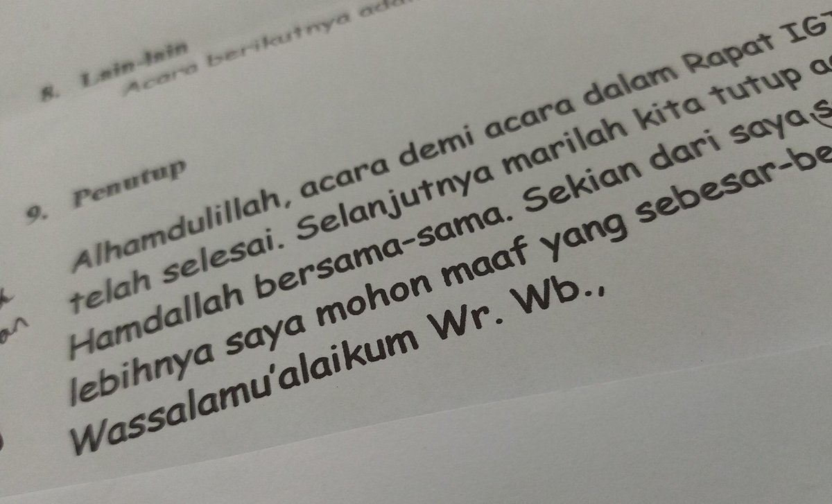 wulan_chaca's tweet photo. Dear Mbak Taylor..
Saat menjadi MC, teks ini selalu diidamkam pada hadirin untuk segera kubacakan.

Baru selesai 1 kalimat, eh, pejabat yang semula konfirmasi tidak dapat hadir, tapi tiba-tiba muncul.
Beuh~ https://t.co/Z5JVjpxv5S