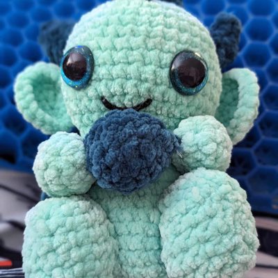 #NewProfilePic <a href="/SanasStuffies/">SanasStuffies</a> #etsy #etsygifts #blessed  Thank you to my web friends and my ch love for the support, this lil dragon is Amazing!!