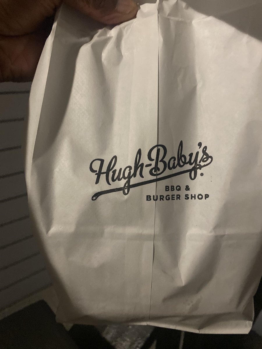 CoachRAPinilla's tweet photo. LAAAAAAWD BLESS IT!! The Smoked Turkey Club sandwich from @HughBabys 🔥🔥🔥 And washed it down with a Skrawberry 🍓 Shake #TheBigness https://t.co/eZx0B8wSRc