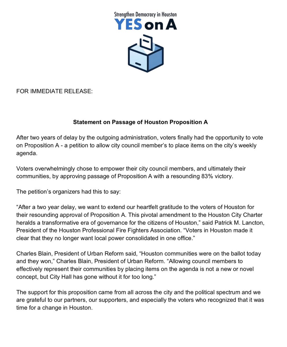 Amazing turnout today in support of democracy in Houston! Thank you Houston and <a href="/FirefightersHOU/">Houston Firefighters</a> <a href="/urbanreformorg/">Urban Reform</a> <a href="/HoustonDSA/">Houston DSA</a>