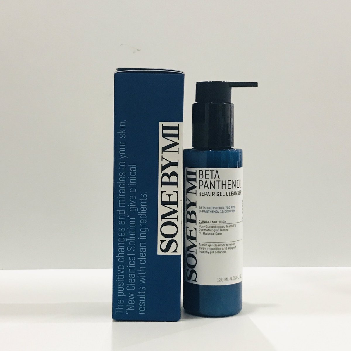 MZakiah's tweet photo. Holy grail cleanser alert! The best cleanser I've ever used. So gentle &amp; soothing. I've noticed a big improvement in my skin's hydration &amp; overall barrier function since I using it. I highly recommend!
#RepairWithSOMEBYMI #BetaPanthenol #SOMEBYUS #SOMEBYMI #racunskincare https://t.co/YKAXLftZVe