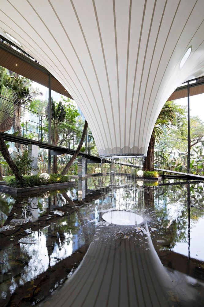 designboom's tweet image. #parametric tensile structure forms a multipurpose events space amongst trees in #jakarta 🌳
