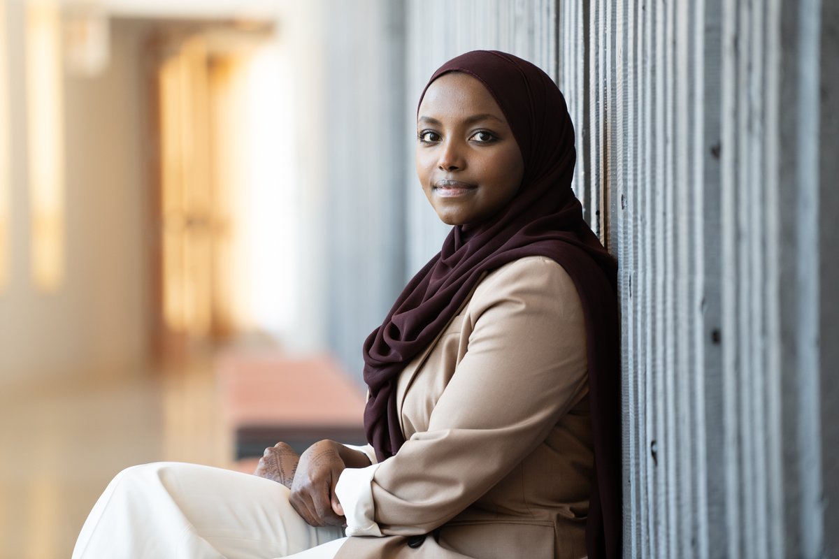 BREAKING: Nadia Mohamed (@Nadia_Mohameds) makes history: She becomes the first Muslim, Black, and Somali person to win a mayoral race in St. Louis Park, Minnesota. sahanjournal.com/democracy-poli…