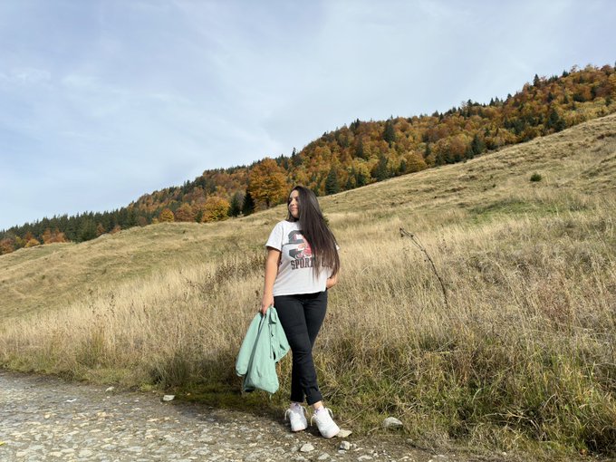 Hello! &hearts;️ follow me on OF🔥🔞🔥 https://t.co/fti2zLZWGE