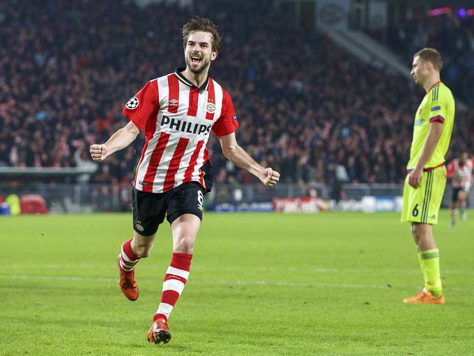 F-Y_nvbW8AAakn6?format=jpg&name=small