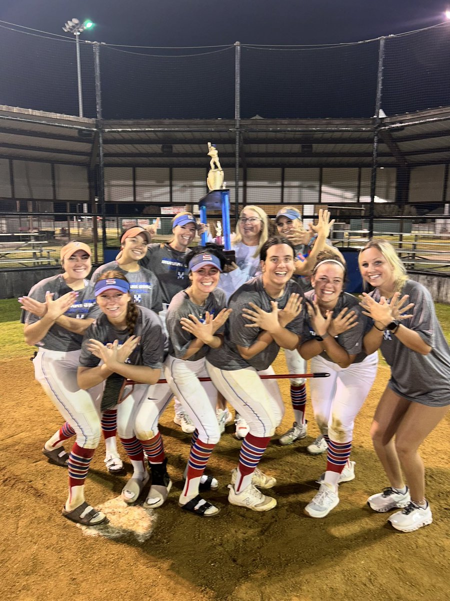 1st annual Fight at the Farm 

Winners: Charli’s Angels 👼🏻