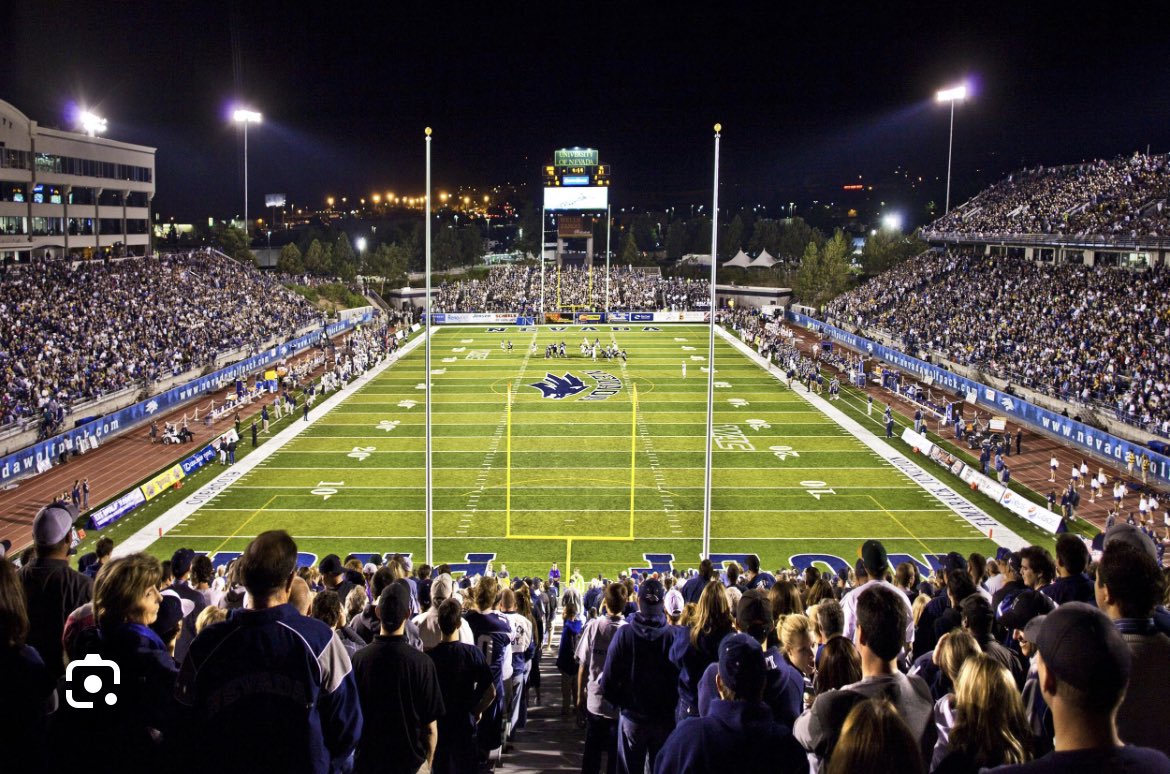 Thrilled to receive an offer from the University of Nevada!! Huge thank you to @CoachAArceneaux and the Nevada staff for the opportunity! @TeamFullGorilla @Arapahoe_FB