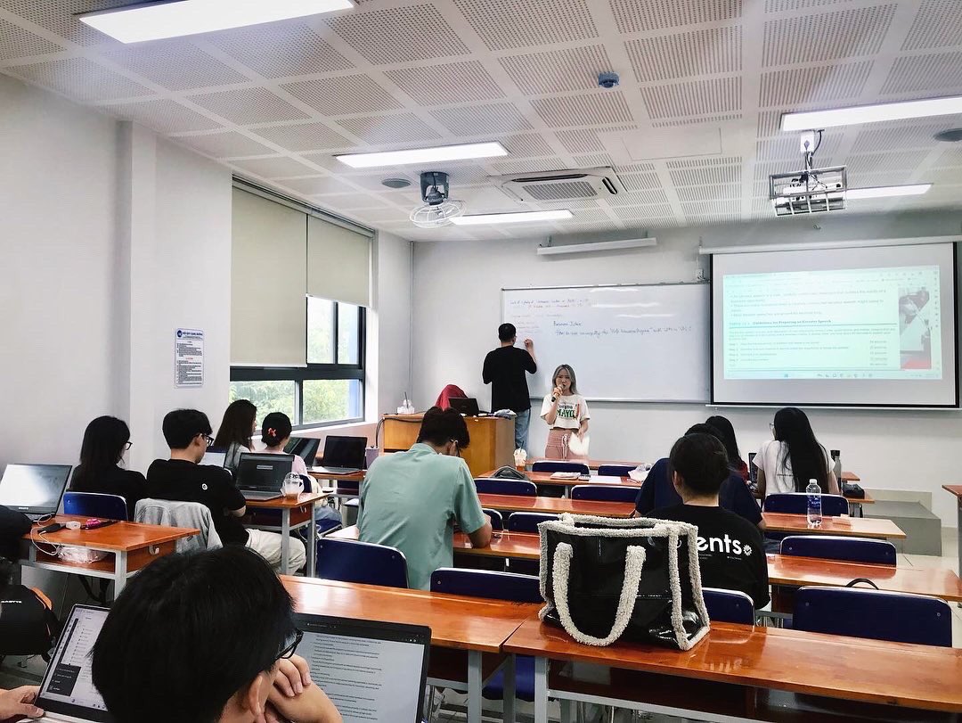 asia_lbg's tweet image. ….Ngày đẹp tươi ….🤩🥳🤓🌈💐
#UFM #HelpUniversity 
youtu.be/kgpjsFlVLuY?si…