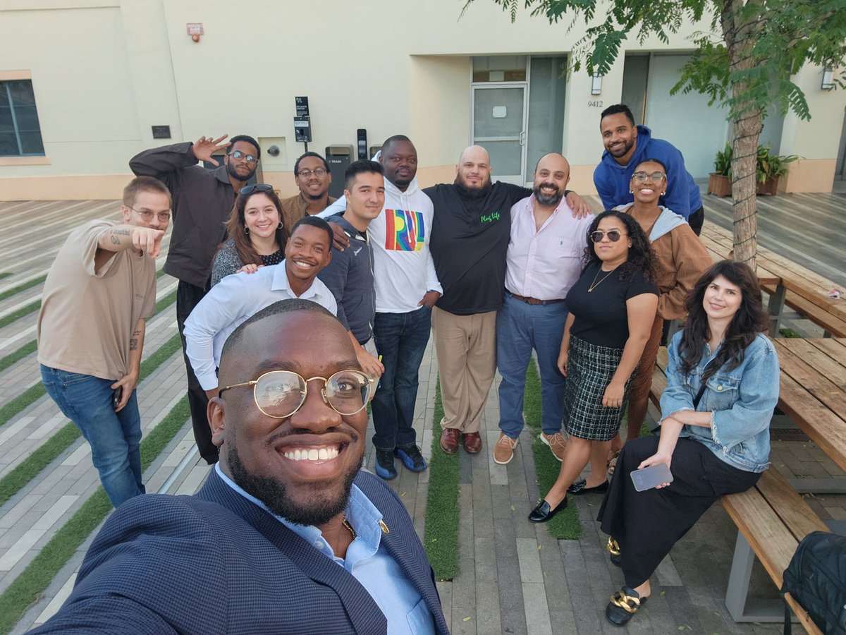 DarrelFrater's tweet photo. Thank you to everyone that came out to VC Office Hours - LA today with myself and @chandr3w!

Looking forward to the VC Meet Up and SoCal Startup Day tomorrow! https://t.co/jOGqmHsnX4