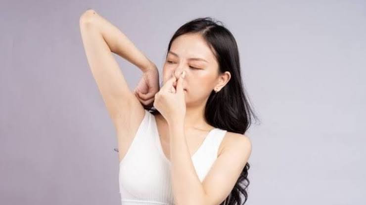 raincloudy's tweet photo. ✨Mengatasi bau ketiak menggunakan deospray tawas✨

A Thread ｡.ﾟ+ ✿✿ https://t.co/JF0xEHec1d