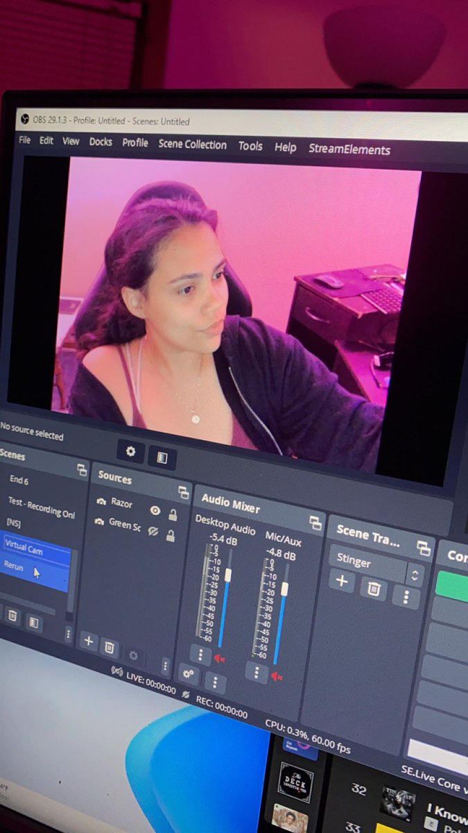 HiAliyah_'s tweet photo. I’m live!!! https://t.co/0NN6Hr2rB3 #stream #TwitchAffilate #gamergirl https://t.co/uqQIrObaLp