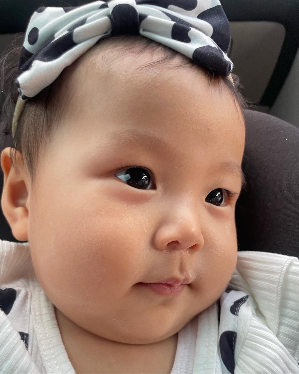 senastyle1's tweet photo. 9ヶ月👶🏻🎀 https://t.co/ynQOphMu1b