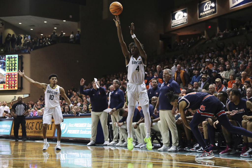 ESPNInsights's tweet photo. Ja'Kobe Walter scored 28 points in tonight’s win over Auburn, the 4th-most points in a collegiate debut in Big 12 history. https://t.co/aRura0R9Om
