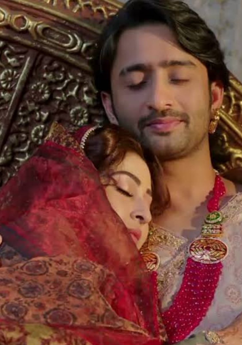 Romantic 💕
#royalromance of #Salim & #Anaarkali 💘💞
#shaheer & #sonarika