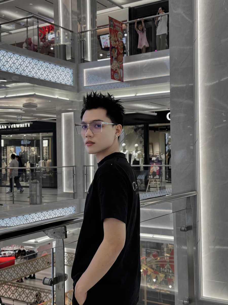 Hoàng Anh tweet media