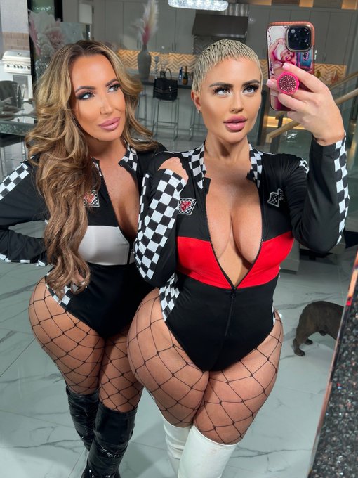 Ready for the big F1 race in vegas @lyfeinplastique https://t.co/PP74OYH64E<a class="tags" href="/tag/lyfeinplastique">@lyfeinplastique</a>