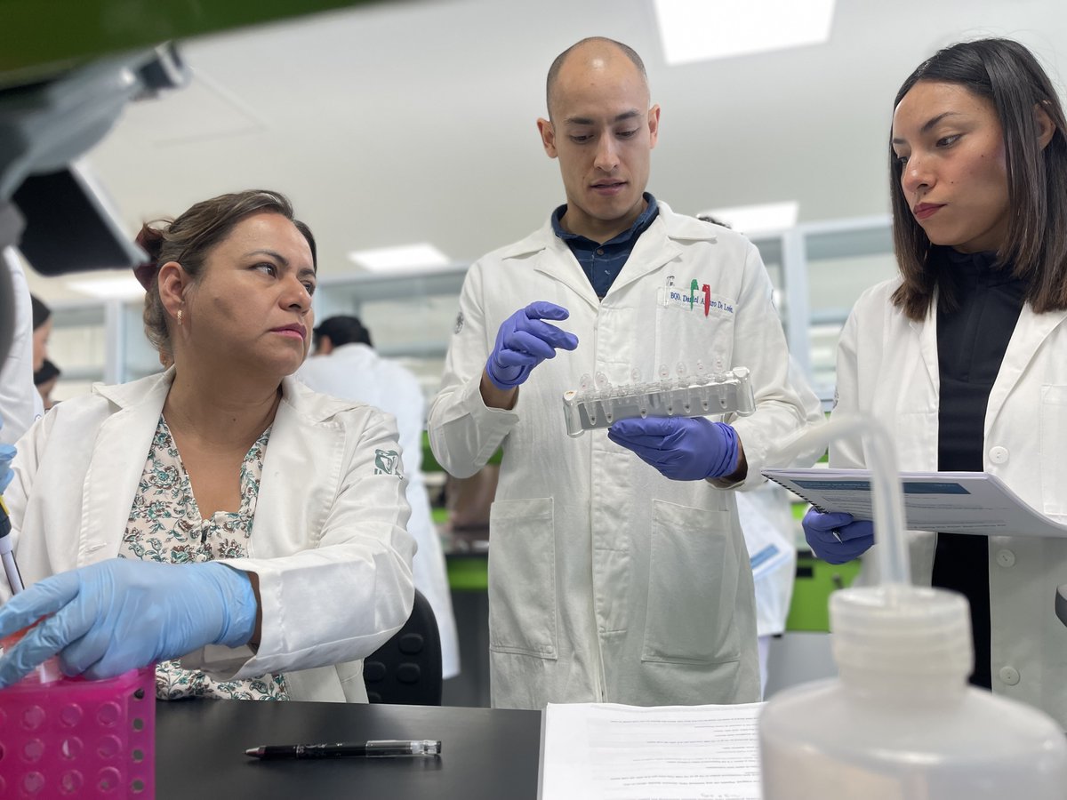 Hoy día de practica, colocación de priming y librerías en el Flow Cell! Luego, la secuenciación!