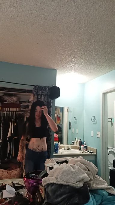 KittyKittens is live now! https://t.co/MKnw7KFMGE https://t.co/uHXbI2Qtde