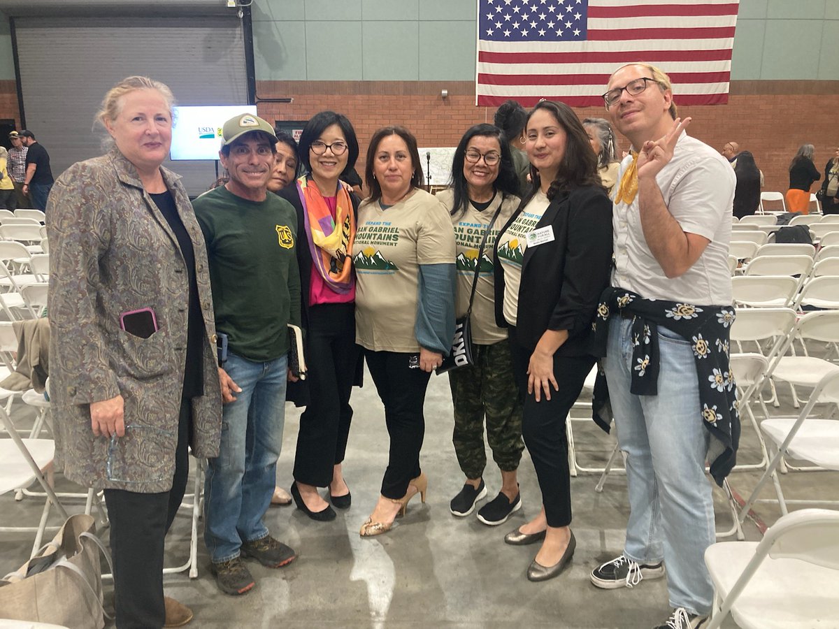 GreenLatinos tweet media