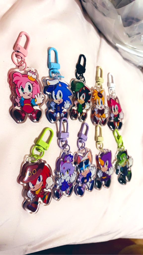 The Murder of Sonic Keychains WILL BE BACK IN STOCK FOR SONIC EXPO! They sold out FAST last time so I hope y’all can get them this weekend!! 👀🙌🙌🙌