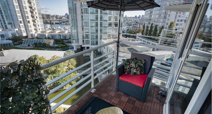 AlVancouverHT's tweet photo. 189 Davie St # 805, Vancouver. https://t.co/7HqVRW7a4j https://t.co/TNUH7p13T9