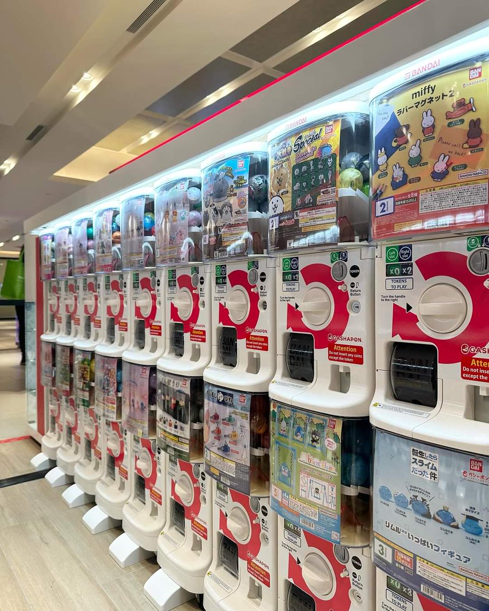 animePHproject's tweet photo. LOOK: The Philippines’ very first Gashapon Bandai Official Shop opens today at MITSUKOSHI BGC. 

📷 MITSUKOSHI BGC https://t.co/I5Cv9hjYvi