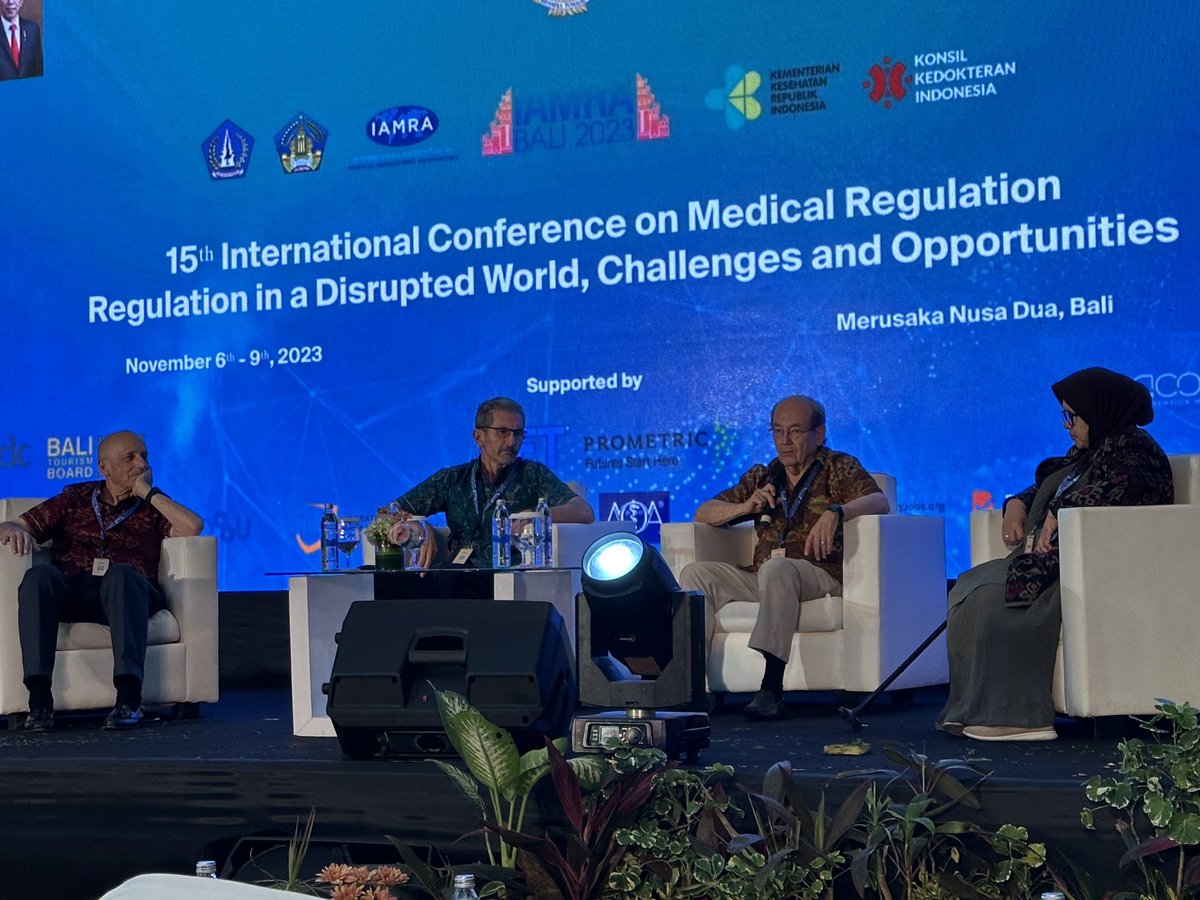 ⁦.⁦@wfmeorg⁩ President Dr Ricardo León-Bórquez highlighting the importance of local context in medical education accreditation at #IAMRA2023 plenary. #MedEd