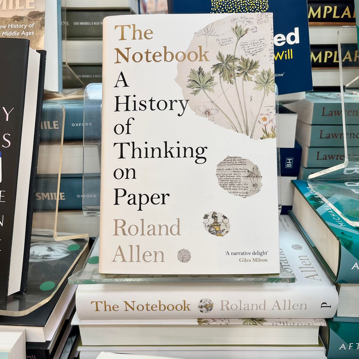 abbeysbookshop's tweet photo. THE NOTEBOOK: A HISTORY OF THINKING ON PAPER, is a breakdown of the history of notebooks from 1000AD to the present day. He has studied the way notebooks have helped people share their ideas and how writing in a notebook can even reduce symptoms of ADHD.
https://t.co/OE1svlmGo7 https://t.co/NzQMgIZrFB