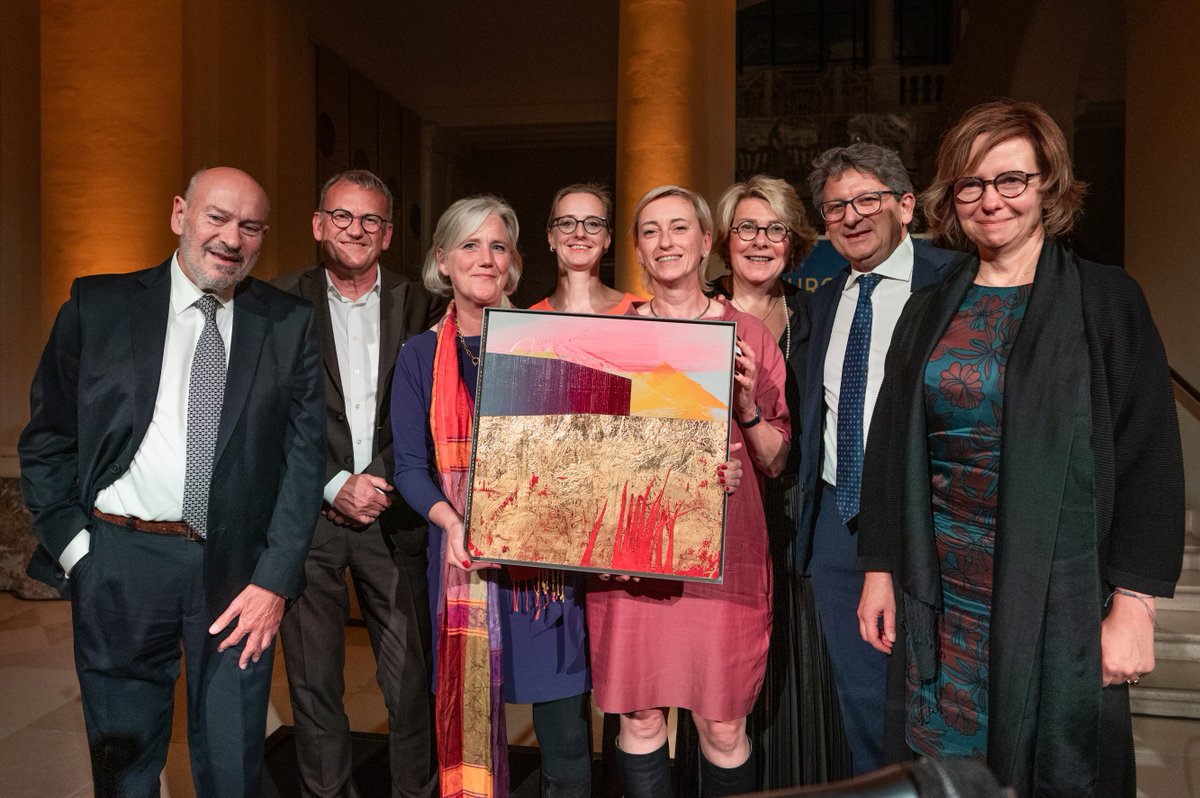 North Sea Port (@northseaport) on Twitter photo #northseaport sleept de jaarlijkse prijs van de Europese zeehavenvereniging ESPO in de wacht voor de aanleg van buffergebieden in de Gentse Kanaalzone en natuurherstel in de Moervaartvallei @ESPOsecretariat <a href="/VLMtweet/">Vlaamse Landmaatschappij</a>
bit.ly/3sswIkT
#gent #evergem #zelzate #natuur #northseaport sleept de jaarlijkse prijs van de Europese zeehavenvereniging ESPO in de wacht voor de aanleg van buffergebieden in de Gentse Kanaalzone en natuurherstel in de Moervaartvallei @ESPOsecretariat <a href="/VLMtweet/">Vlaamse Landmaatschappij</a>
bit.ly/3sswIkT
#gent #evergem #zelzate #natuur