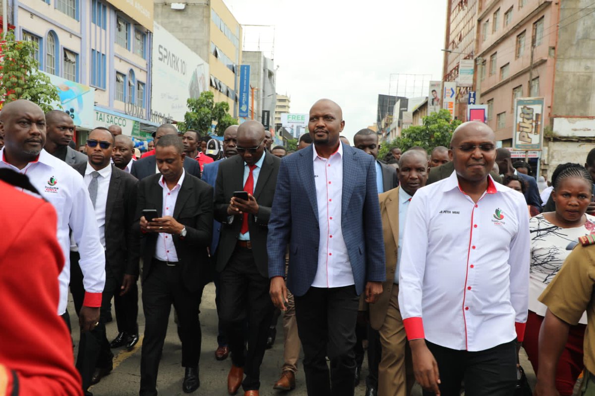 Mtaani_konnect's tweet photo. @HonMoses_Kuria applauds  the role of the centres in transforming public service delivery as we celebrate their 10th Anniversary today.
@HudumaKenya 
#HudumaAt10
#Huduma10YearsStron
#serveperformdeliver https://t.co/fEkq86nqAW