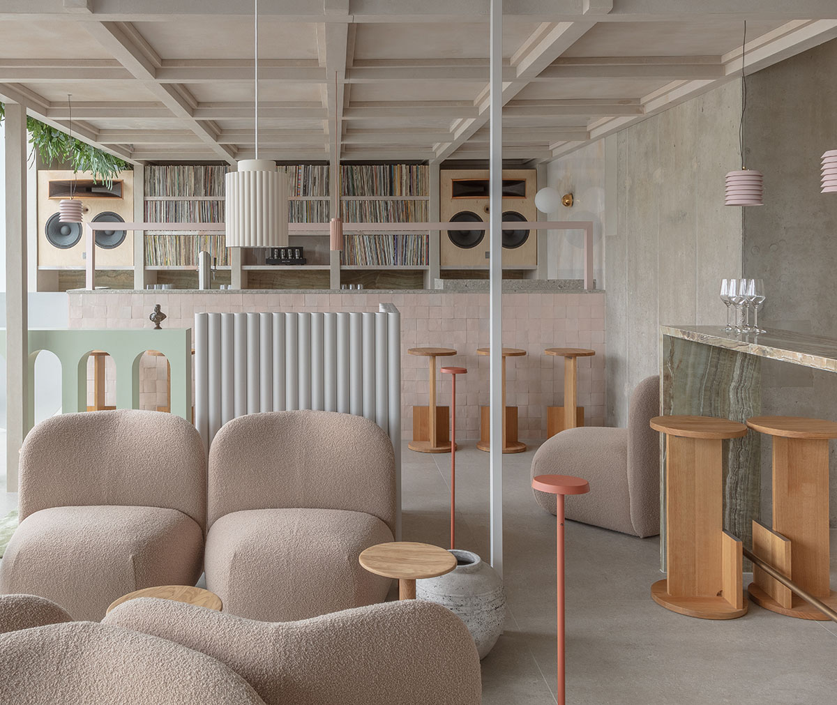 WACommunity's tweet photo. Hotel interior by Grzywinski + Pons creates order in chaos with objects, materials, and furnitures: https://t.co/cX8jxenW5y #interiordesign https://t.co/5uNQmJeEAj