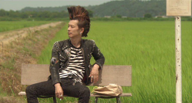 인스턴트 늪 아 황당해.. 생각지도 못한 일 벌이기로 시시한 일상따위 씻어버리는 영화💥Translate post