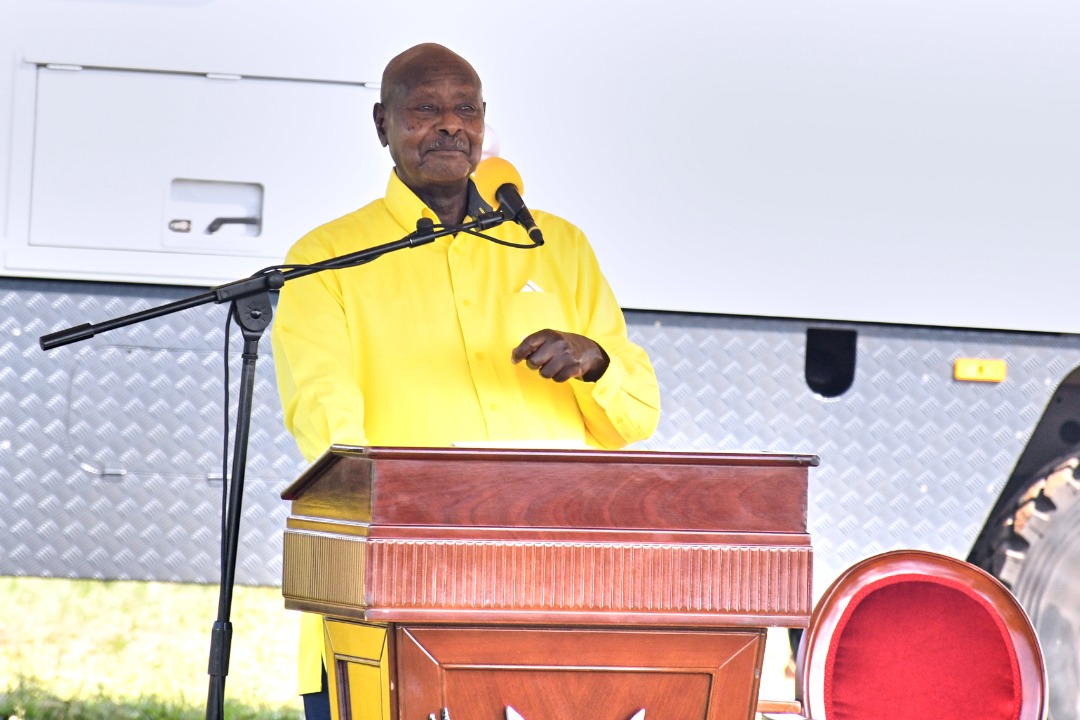 “If someone tells you to wait for a government job, they’ll be lying to you. Government jobs are few – only 480,000, benefiting only 2.6 million people and these RDCs should be educating our people all the time'- President Museveni