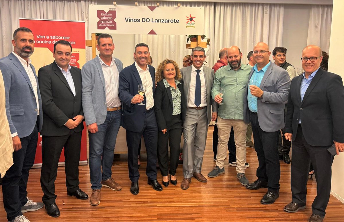 Ayer estuvimos en #Tenerife en la presentación del Festival Enogastronómico #SaboreaLanzarote 2023

Hay muchas ganas de reencontrarnos en el mayor evento gastronómico de #Canarias, será el próximo 25 y 26 de #noviembre en la Villa de Teguise.