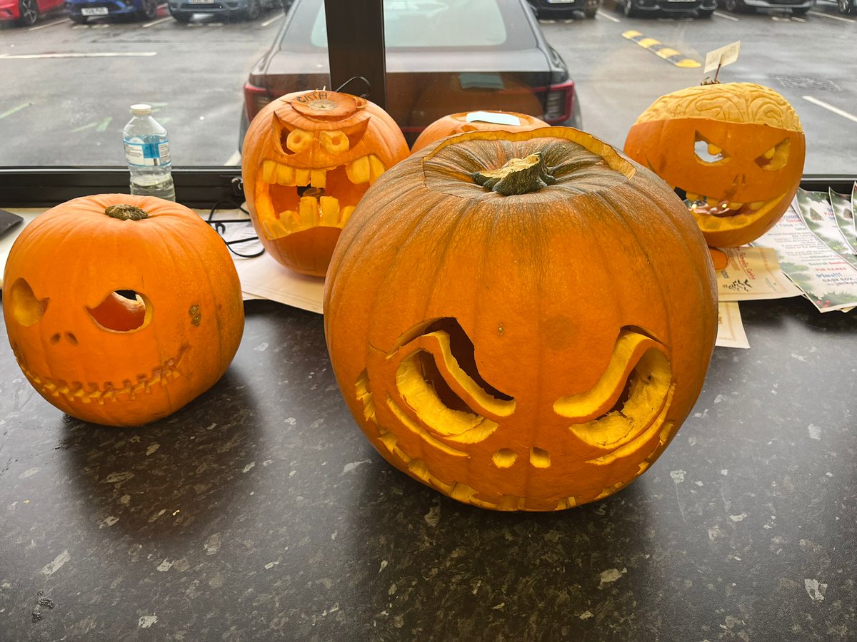 WinderPower's tweet photo. Annual Pumpkin Carving Competition.

A great turnout for the  Pumpkin Carving Competition held on the 31st  October 2023.

Well done to Gareth Kitson on winning the 1st prize and Pam Wilkinson and Amy Carter for winning 2nd and 3rd prize.

Until next year  🎃🎃🧛‍♂️ https://t.co/TDKIMInHPA