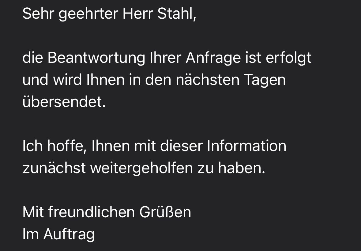 Vor drei Wochen eine E-Mail mit einer Frage versendet, gerade eben die Antwort bekommen: Sie erhalten bald Post von uns. 

Passend dazu vorhin das Digitalisierungskapitel in den #BaustellenderNation gelesen. Keine weiteren Fragen. 

<a href="/LageNation/">Lage der Nation</a>