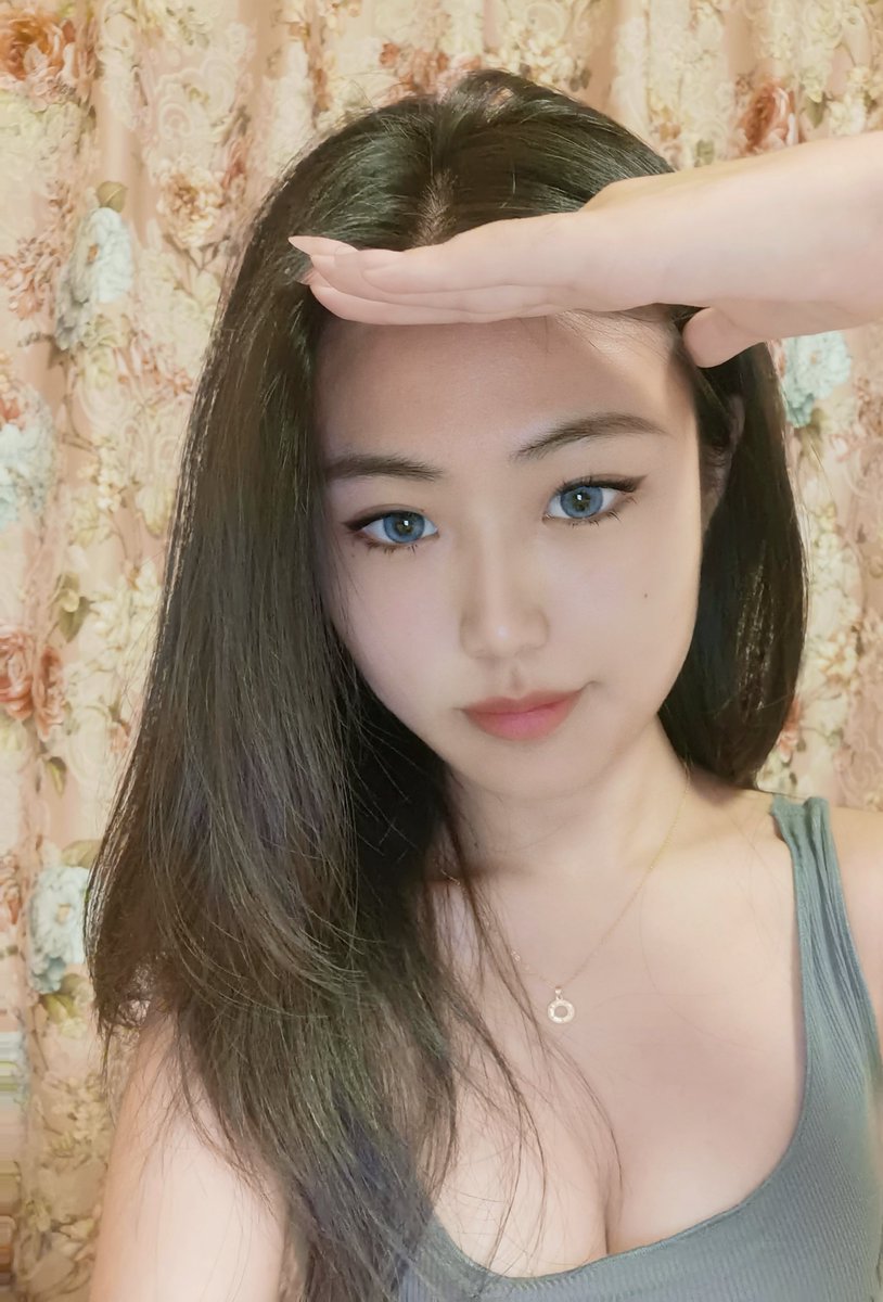 qingxinglibie's tweet photo. 推上不能搞H了就走一下颜值路线吧 https://t.co/62ezqwc3c6