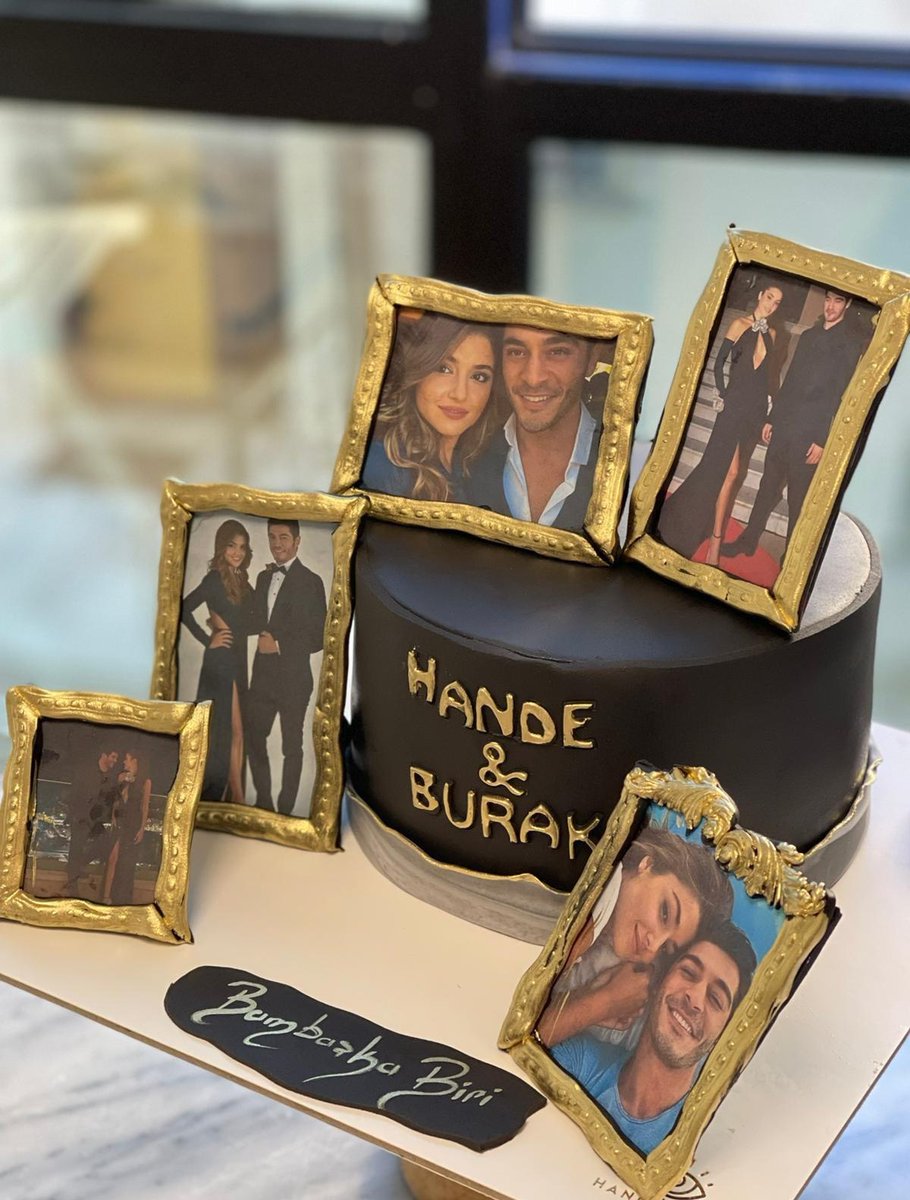 Umarım pastayı beğenirsiniz, İspanya'dan sevgilerle gönderiyorum💘 Hande ve Burak seni hep gülümserken görmek istiyorum, beni çok mutlu ediyorsun💫

Seni seviyorum <a href="/HandeErcel/">Hande Erçel</a> <a href="/_denizburak/">Burak Deniz</a> 🌹 #BambaşkaBiri