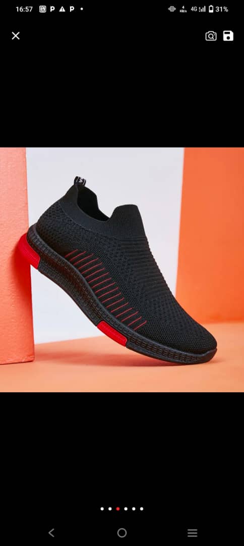 Easywear Sneakers 
Size : 41-45 
Price : N7000
Location: kaduna