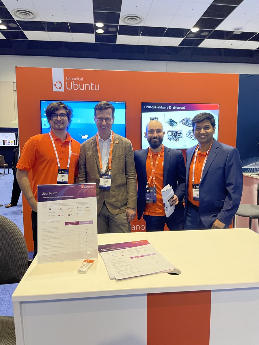 Canonical's tweet image. We had a great first day together with our partner @SiFive at @risc_v Summit 2023! Check out our joint demo of Ubuntu running on SiFive HiFive Pro P550 and don’t miss the chance to chat with our experts at booth C3 today! 

🔗  ubuntu.com/download/risc-v

#IoT #RISCVeverywhere