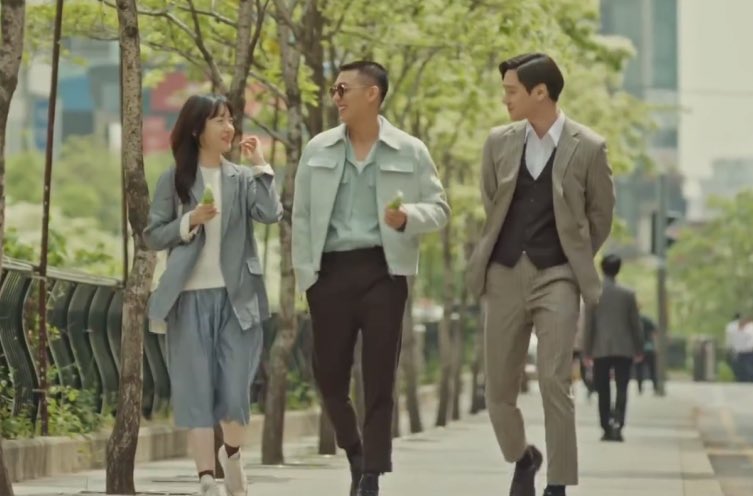 fangirl_ahjumma's tweet image. #ChicagoTypewriter
— CARPE DIEM - 

Just a mention of this drama and once again IM A MESS.