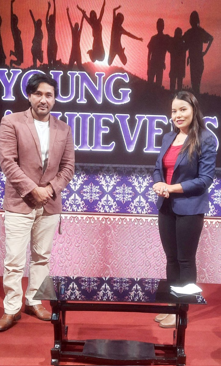 shreedevbhatta6's tweet photo. NTV 2 को चर्चित कार्यक्रम युथ अचिप्मेन्टसमा अन्तरबार्ताको क्रममा कलाकार तथा कार्यक्रम संचालिका सान्ति जि सङ्ग।
मित्र दिपक जि प्रति अभार... https://t.co/dWAIWmsPr6