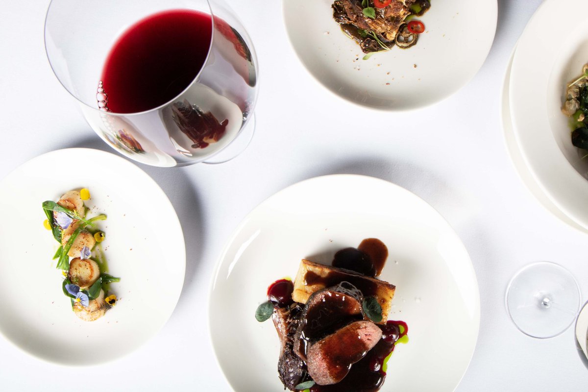 pavlovaandcream's tweet image. It’s been enjoyable and confidence-boosting updating my website. 
Especially when it’s with images such as these beauties from the Elia International shoot. 
My chef partner-in-crime for the day was @danielpbritten 
pavlovaandcream.com/commercial
#foodphotography #Tabletopmatters