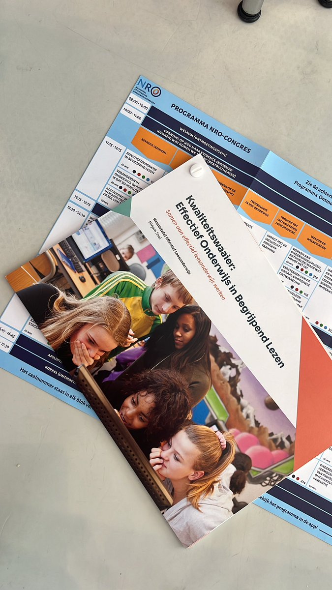 Vandaag op het <a href="/hetNRO/">NRO</a> congres! <a href="/MirjamSnel/">Mirjam Snel</a> presenteert de kenniswaaier Effectief onderwijs in begrijpend lezen aan professionals uit het onderwijs. Interesse in de waaier? Die vind je hier: platformsamenonderzoeken.nl/wp-content/upl…