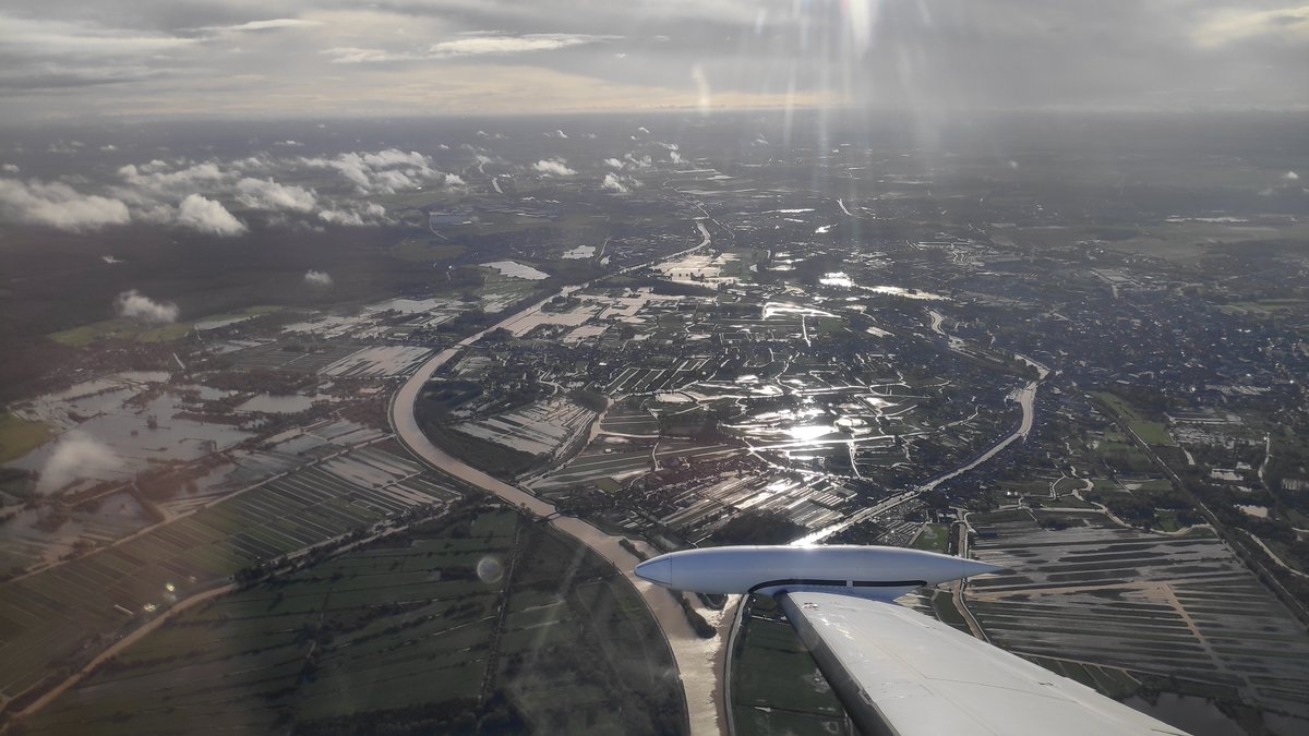 [🛑#Crues #PasdeCalais] L’IGN a été sollicité par le Service central d'hydrométéorologie et d'appui à la prévision des #inondations #SCHAPI pour réaliser des prises de vue aériennes d'urgence des zones inondées sur différents secteurs du Pas-de-Calais. Des images aériennes des